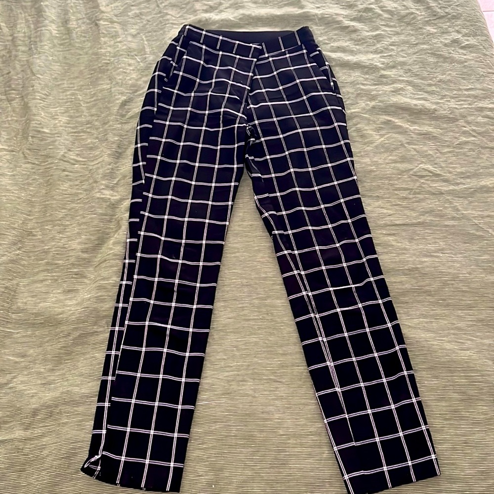 Zara black and white stretch dress pant with elastic waist